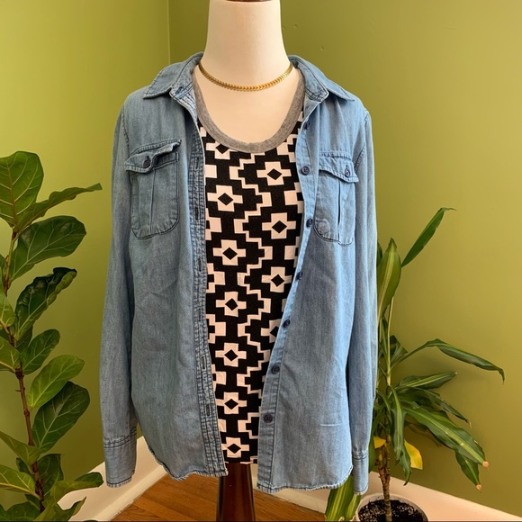 Macbeth Collection Tank xs - Picture 2 of 10